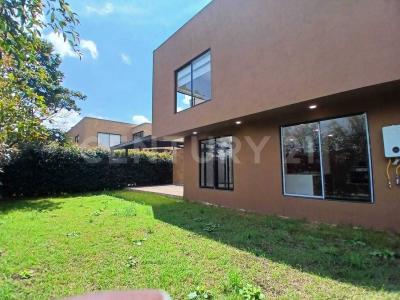 Cajica, Cundinamarca 00001, Colombia