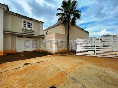 Ave Fuerzas Armadas Villa Oasis Garden Village, Maracaibo, Zulia 4001, Venezuela