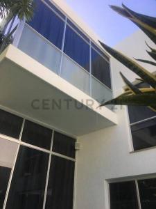 Calle  67-A Con Av. 3A, Maracaibo, Zulia 4002, Venezuela