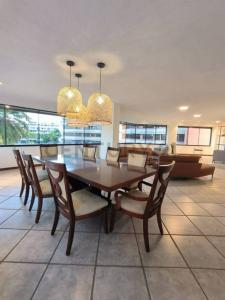 Avenida Américo Vespucio Conjunto Residencial Las Canoas, Lechería, Anzoategui 6016, Venezuela