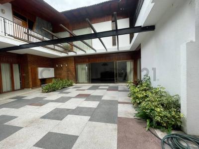 Calle El Parque Qta. Guaraimita, Caracas, Distrito Capital 00001, Venezuela