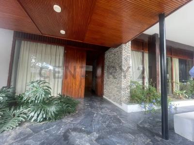 Calle El Parque Qta. Guaraimita, Caracas, Distrito Capital 00001, Venezuela