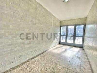 CARLOS PELLEGRINI 364, Morón, GBA Oeste 00001, Argentina