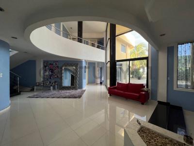 AVENIDA CAMEJO OCTAVIO C R LAS VILAS, Lechería, Anzoategui 00001, Venezuela