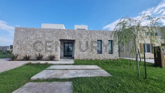 Arribeños 1611, Tigre, GBA Norte 00001, Argentina