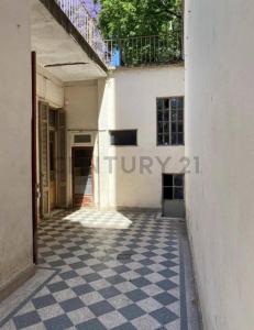 thompson 488, Caballito, Capital Federal 00001, Argentina