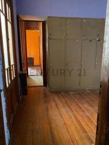 thompson 488, Caballito, Capital Federal 00001, Argentina