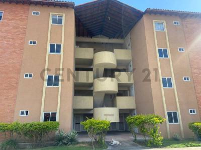 el saman 3PH-C, Puerto La Cruz, Anzoategui 00001, Venezuela