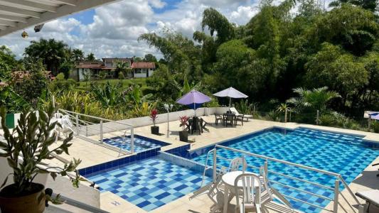 Armenia, 金迪奧 00001, 哥倫比亞