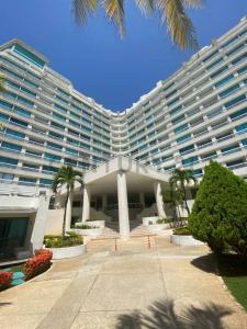 Aldonza Maneique Bahia Dorada, Pampatar, Nueva Esparta 00001, Venezuela