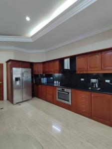 avenida octavio camejo urbanización las villas, Lechería, Anzoategui 6016, Venezuela