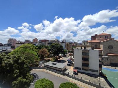 PRINCIPAL Residencia Esnu, Caracas, Distrito Capital 00001, Venezuela