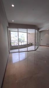 Callé San Felipe Residencias Murano, Caracas, Miranda 1060, Venezuela