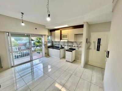 Av. Felix Burgos 550, Morón, GBA Oeste 1708, Argentina