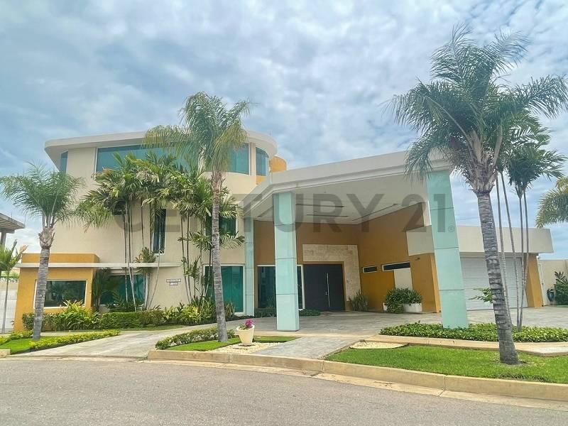 AV OCTAVIO CAMEJO CR LAS VILLAS, Lechería, Anzoategui 6016, فنزويلا