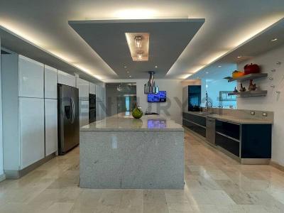 AV OCTAVIO CAMEJO CR LAS VILLAS, Lechería, Anzoategui 6016, فنزويلا