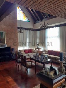 1 Guataparo Country Club, Valencia, Carabobo 2001, Venezuela