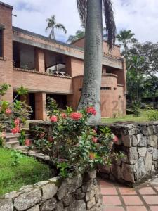 1 Guataparo Country Club, Valencia, Carabobo 2001, Venezuela