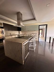 1 Terrazas del Country, Valencia, Carabobo 2001, Venezuela