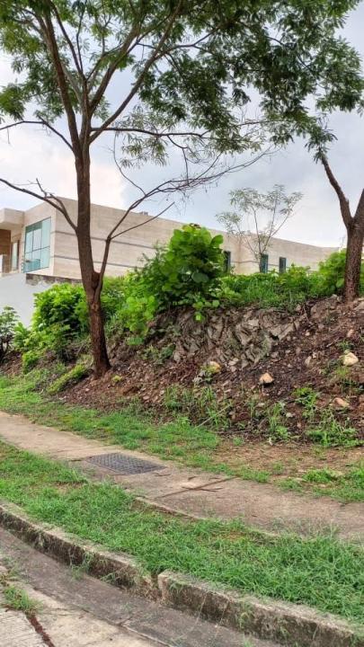 1 TERRAZAS DEL COUNTRY, Valencia, Carabobo 2001, Venezuela