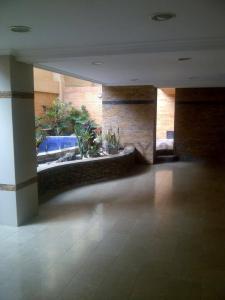 130 Residencias Mont Blanc, Valencia, Carabobo 2001, Venezuela