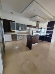 Terrazas del Country Alquiler de apartamento sin amoblar, Valencia, Carabobo 2001, Venezuela