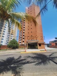Residencias El Emperador Piso 10, Valencia, Carabobo 2001, Venezuela