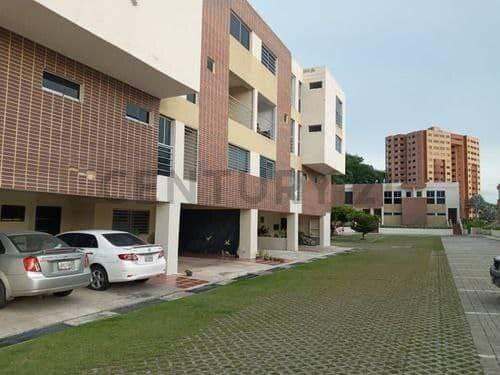 Principal Venta de TownHouse, Naguanagua, Carabobo 2005, Venzuela