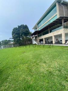 Calle 9 Casa Cumbres de Curumo, Caracas, Miranda 2001, Venezuela