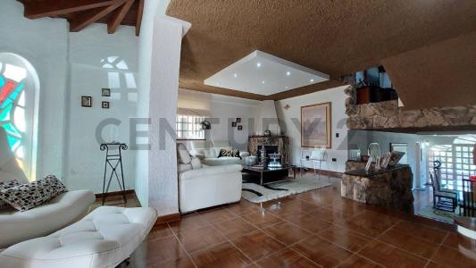 Calle La Floresta Parcela 230, San Antonio De Los Altos, Miranda 1204, Venezuela