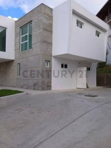 PARQUE EL RETIRO 1, San Antonio De Los Altos, Miranda 1204, Venezuela