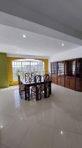 Principal Urbanización San Juan, San Antonio De Los Altos, Miranda 00001, Venezuela