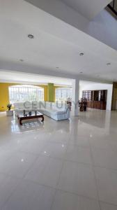 Principal Urbanización San Juan, San Antonio De Los Altos, Miranda 00001, Venezuela