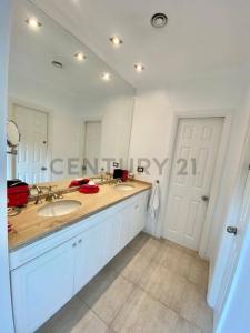 Autopista La PLata Buenos Aires, km 33.5 , Berazategui, GBA Sur b1885, アルゼンチン