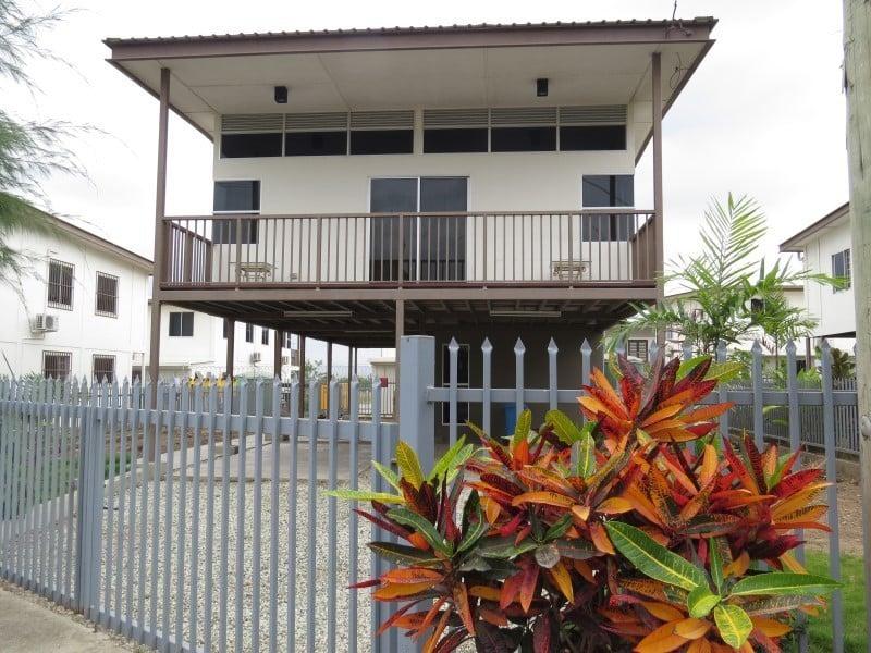 "8 Mile", National Capital District, 土耳其