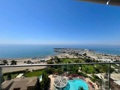 Agios Tychonas, Chipre