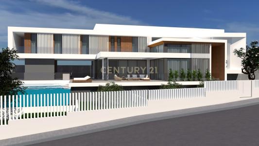 Mesa Geitonia, Cyprus