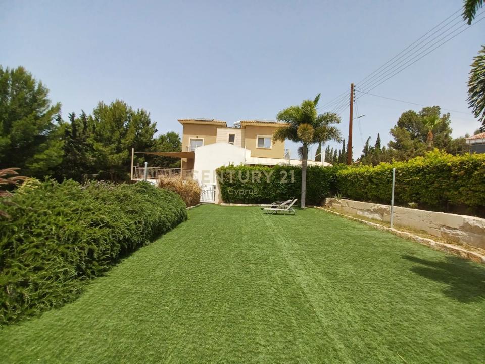 Agios Tychonas, קפריסין 