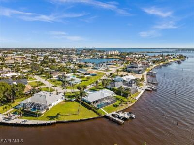 1600 Edith Esplanade, Cape Coral, Florida 33904