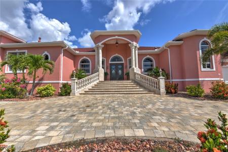 4409 Crews Court, Port Charlotte, Florida 33952