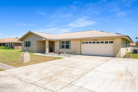 7936 Betty Louise Drive, Panama City, Florida 32404, USA