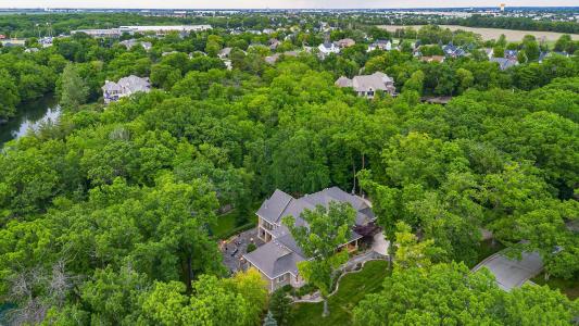 12993 Oak Brook Drive, Urbandale, Iowa 50323