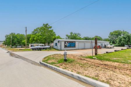 7621 Jacksboro Highway, Fort Worth, Texas 76135