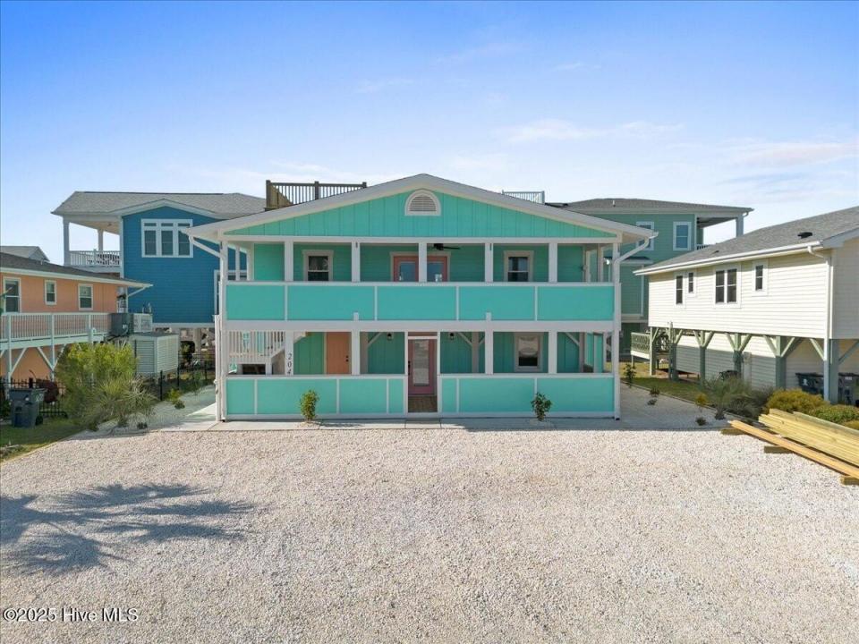 204 W Main Street, Sunset Beach, North Carolina 28468