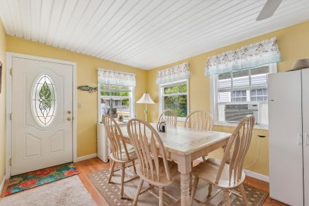 83 Mill Creek Drive, Dennisville, Nova Jersey 08270, Estados Unidos