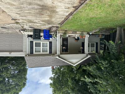 113 Button Ave., Florence, Alabama 35630, États-Unis