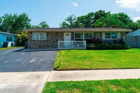 4386 Bamboo Drive, Palm Beach Gardens, Florida 33410, USA