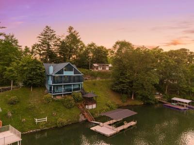 137 Kilmoore Lane, Hayesville, North Carolina 28904