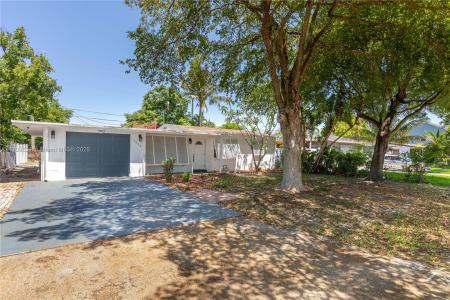 3050 Ne 13th Ave, Pompano Beach, Florida 33064, USA