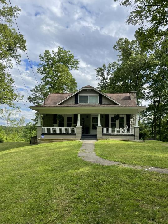 157 Hawks Nest Road, Ansted, West Virginia 25812